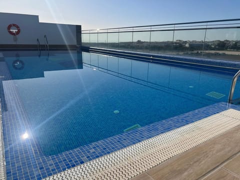 Habitación En Casa de Familia Room in family home Solamente para personas tranquilas Only quiet people Vacation rental in Marbella