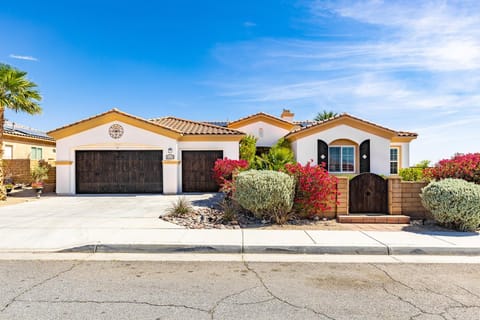 Property building, Street view