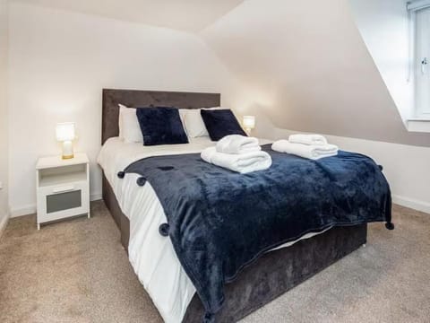 4 Lower Kessock Street House in Inverness