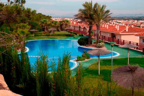 Hot Tub, Swimming pool, Swimming pool