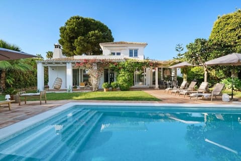 Villa Buganvilla Villa in Sitio de Calahonda