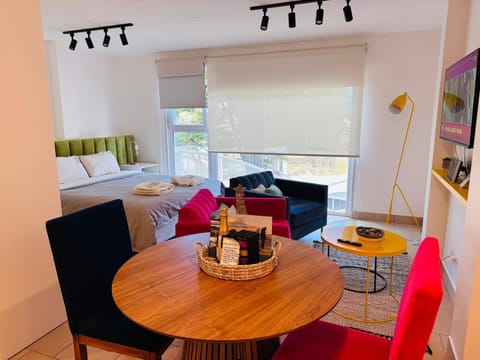 TV and multimedia, Living room, Dining area, Bedroom