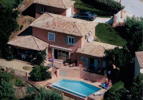 Villa Florentine Cavalaire 7 Pers Piscine chauffée House in Cavalaire-sur-Mer