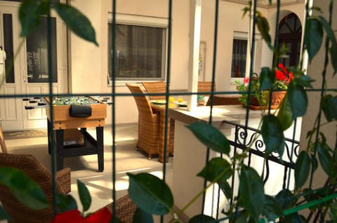 Game Room, Balcony/Terrace