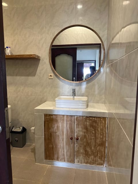 Koming Guest House Bed and Breakfast in North Kuta