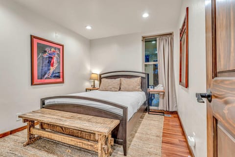 Tahoe Condo Near Skylandia Beach House in Dollar Point