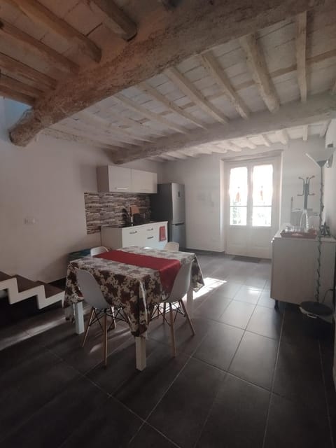 Denisoph Apartment Apartment in Lucca