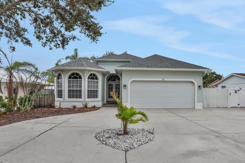 Barefoot in Bonita House in North Naples