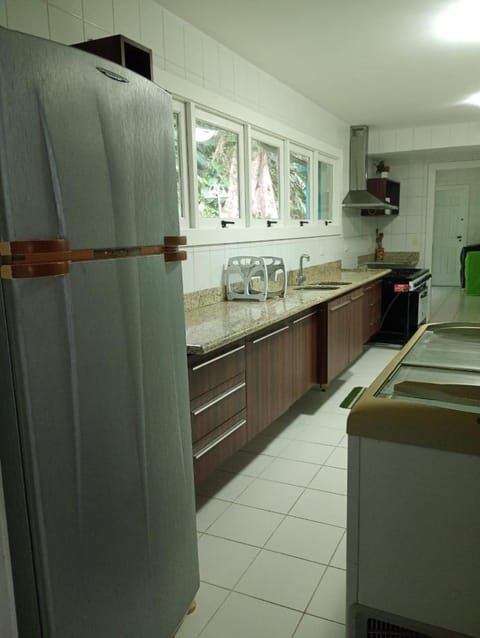 Casa com praia particular com vista incrível em Angra dos Reis House in Angra dos Reis