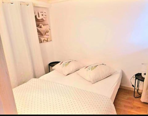 Appartement Cosy 4 personnes Apartment in Île-de-France