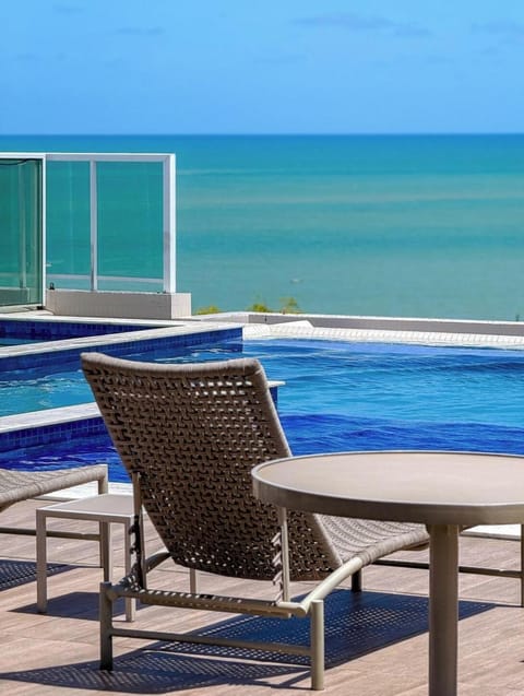 Pool view, Swimming pool, sunbed