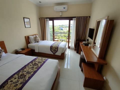 Communal lounge/ TV room, Bed, TV and multimedia, Photo of the whole room, Bedroom, air conditioner