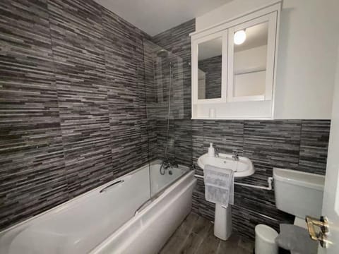 Stylish 2 Bedroom Apartment Dublin 2 Apartment in Dublin