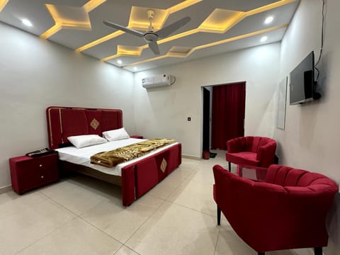 Bathroom, Bedroom, room service, VIP