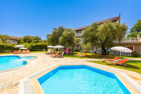 Natural landscape, Garden, Swimming pool, Swimming pool