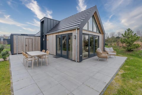 Kustpark Muralt Chalet in Scharendijke