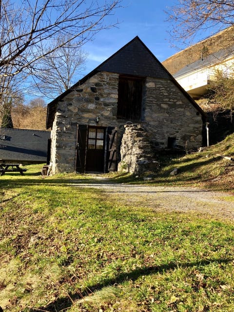 Property building, Parking