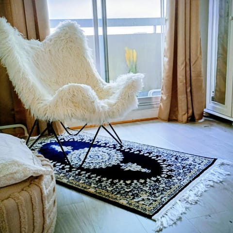 Balcony/Terrace, Bedroom, sunbed