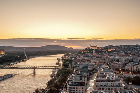 Nearby landmark, City view, River view, Sunset