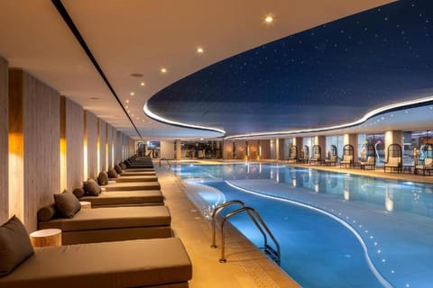 Spa and wellness centre/facilities, Swimming pool