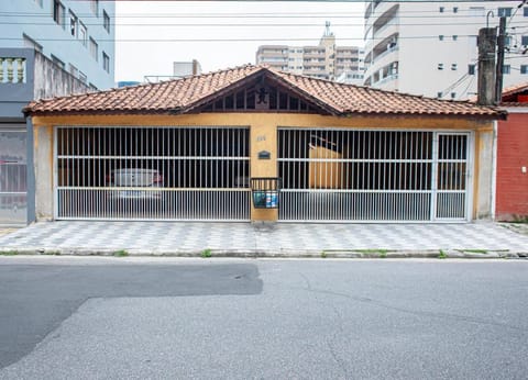 Property building, Facade/entrance, Off site