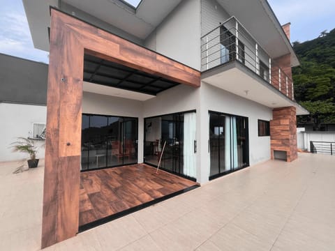 Property building, Balcony/Terrace