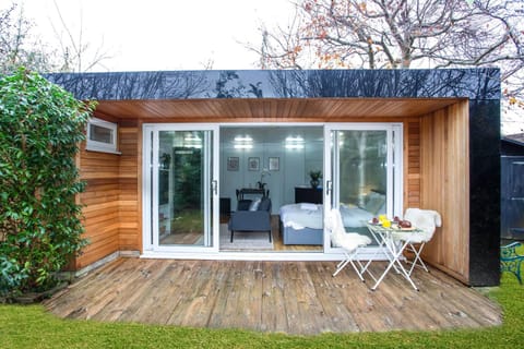 Property building, Garden, Garden view