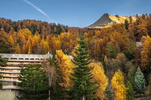 Nearby landmark, Day, Natural landscape, Mountain view