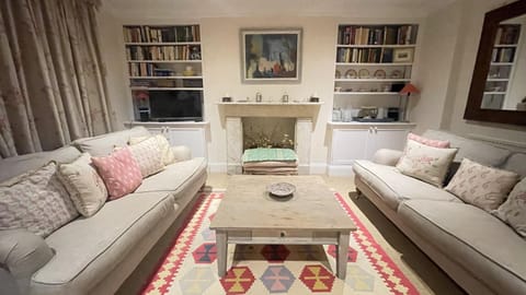 Communal lounge/ TV room, Living room