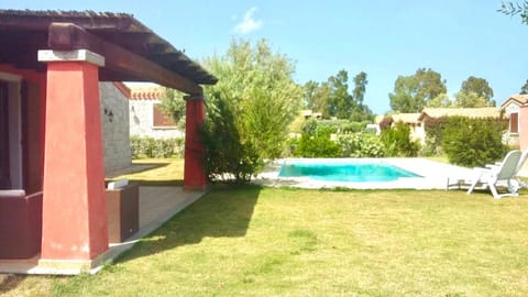 Garden, Swimming pool, sunbed