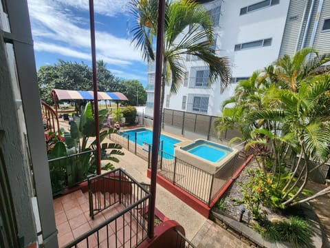 Garden, Pool view, Swimming pool