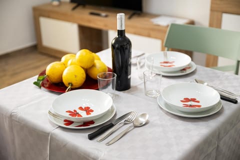 Kitchen or kitchenette, kitchen