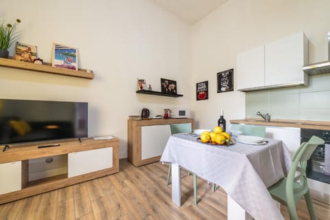 TV and multimedia, Living room, kitchen