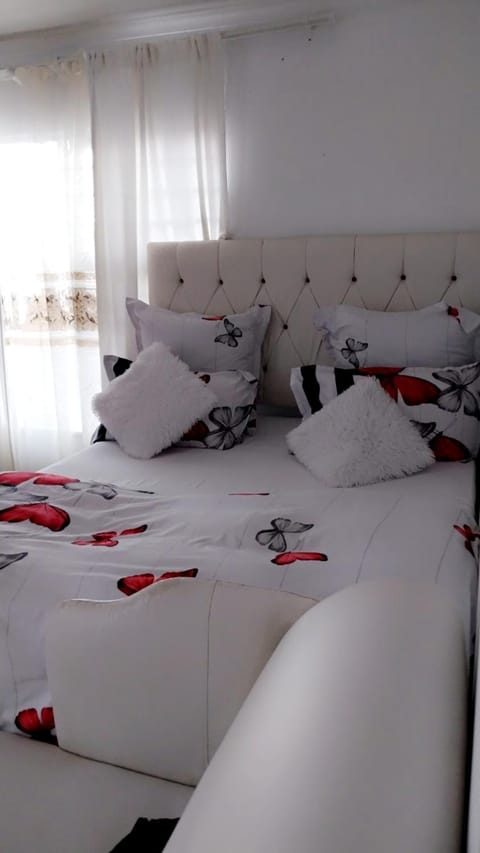 Hussein accommodation Vacation rental in Cape Town