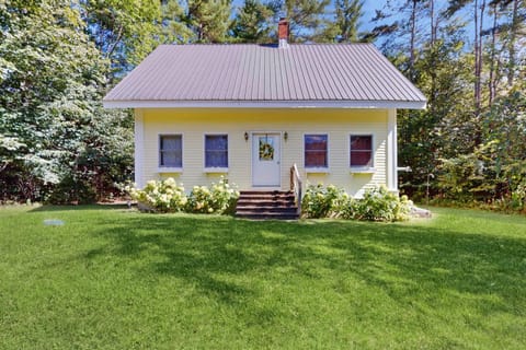 Turner Hill Cottage House in Grafton