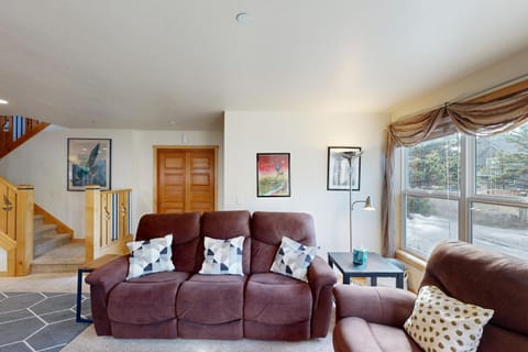 Pacific Shorepine House in Pacific City