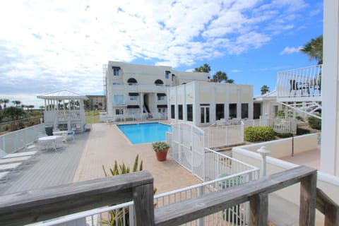Property building, Pool view, Swimming pool