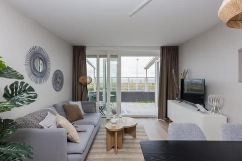Haya Seaview - Kurhaus Apartment in The Hague