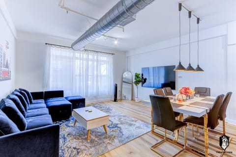 Living room, Seating area, Dining area