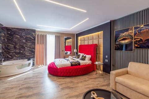 Ruby suite luxury studio apartment jacuzzi Apartment in Saint Julians