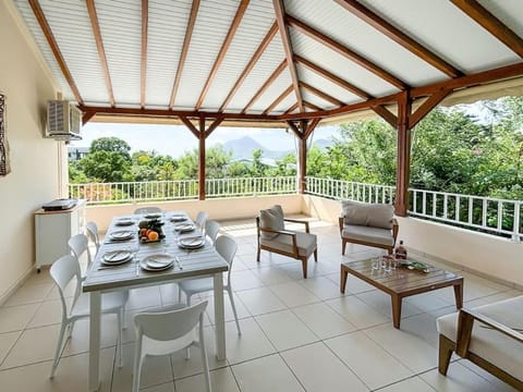 Patio, Day, View (from property/room), Balcony/Terrace, Dining area