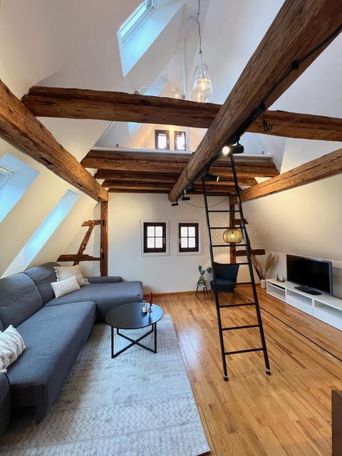 Communal lounge/ TV room, Living room, Photo of the whole room