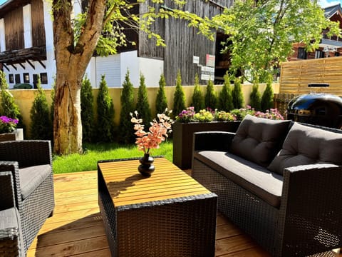 BBQ facilities, Garden, Balcony/Terrace, Garden view