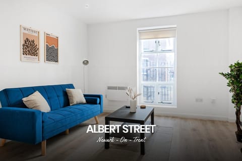 Spacious 1-bed Apartment in Newark on-Trent by Renzo, Central Location, Free Parking! Apartment in Newark-on-Trent