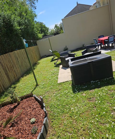 Les 6 chemins House in Saint-Nazaire