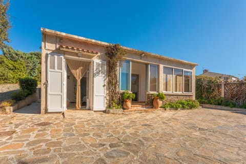 Villa de la brune proche plages Villa in Le Lavandou