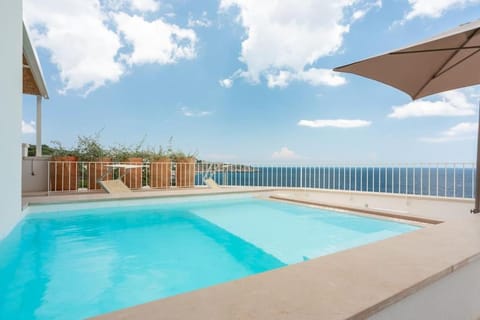 Sea view, Swimming pool