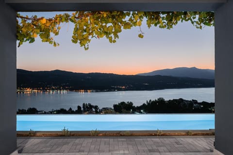 View (from property/room), City view, Garden view, Garden view, Mountain view, Mountain view, Pool view, Pool view, Sea view, Swimming pool, Swimming pool, Sunset