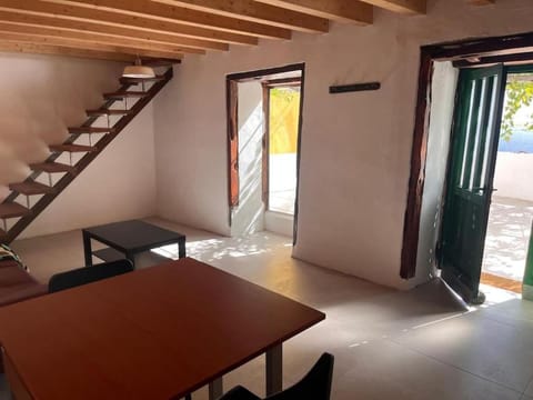 La Casa del Aguacate House in El Hierro