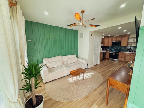 Living room, Photo of the whole room, Seating area